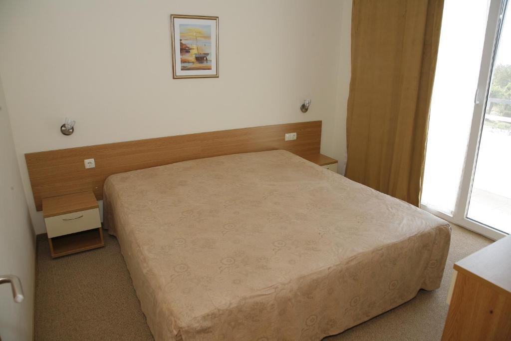 Melsa Coop Hotel Nesebar Room photo
