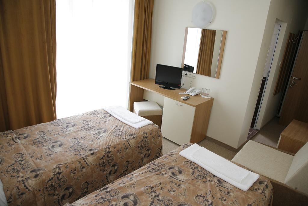 Melsa Coop Hotel Nesebar Exterior photo