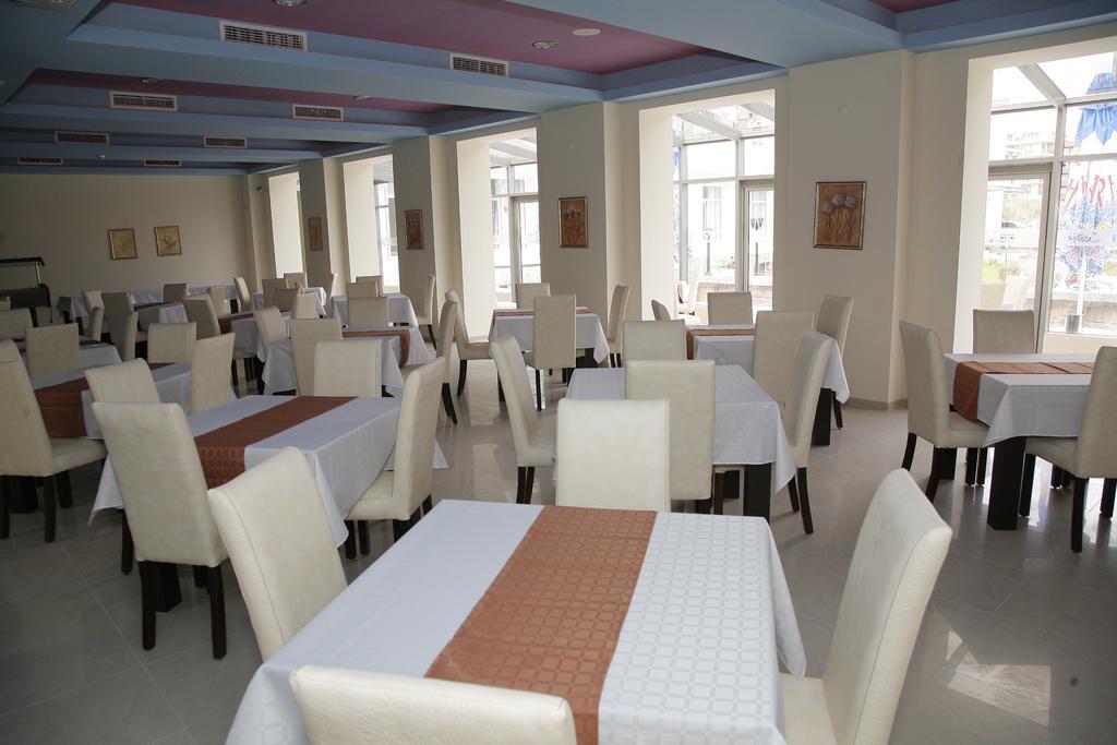 Melsa Coop Hotel Nesebar Exterior photo