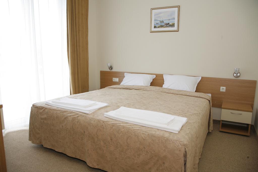 Melsa Coop Hotel Nesebar Exterior photo