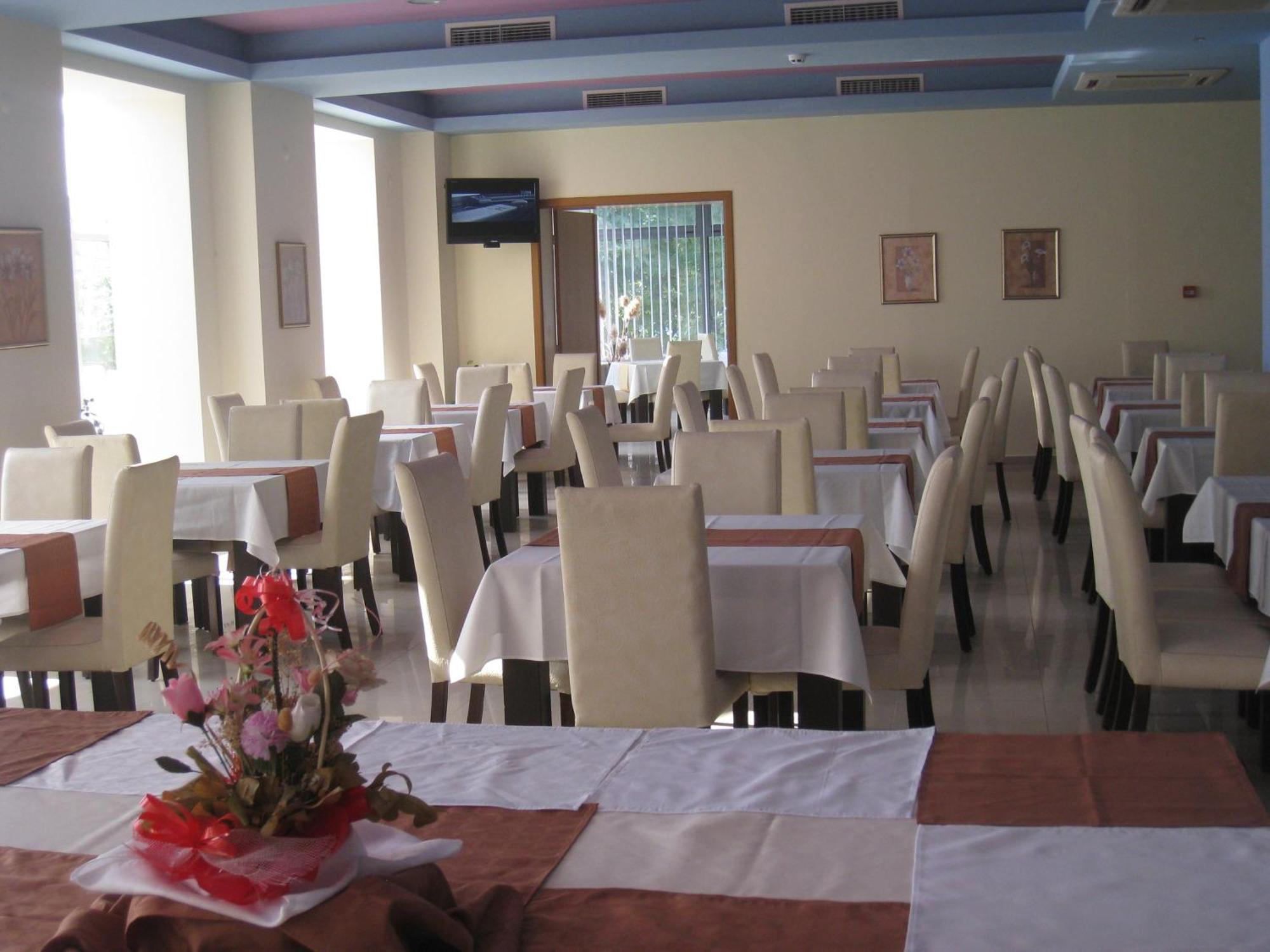 Melsa Coop Hotel Nesebar Exterior photo